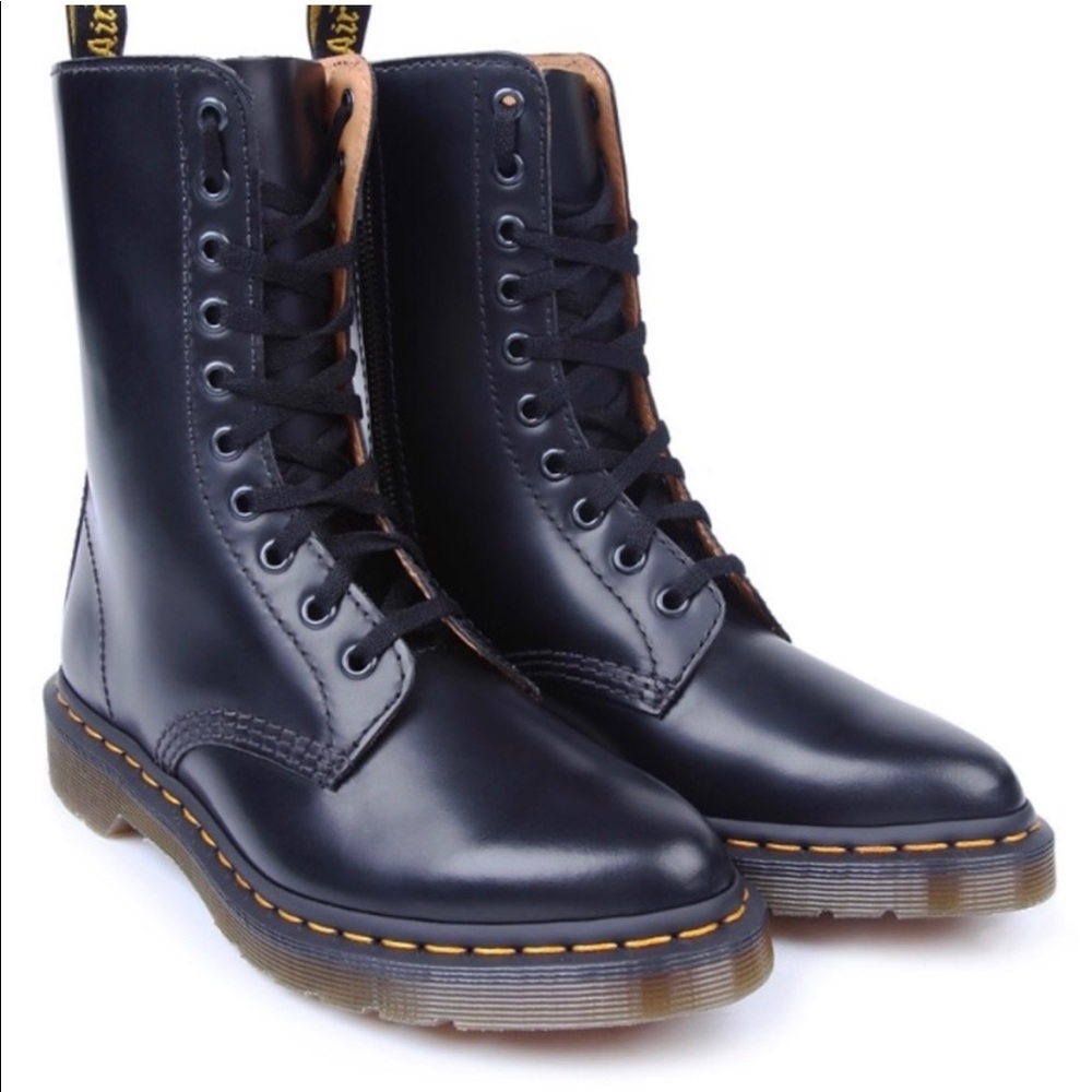 ISO dr marten alix size 7